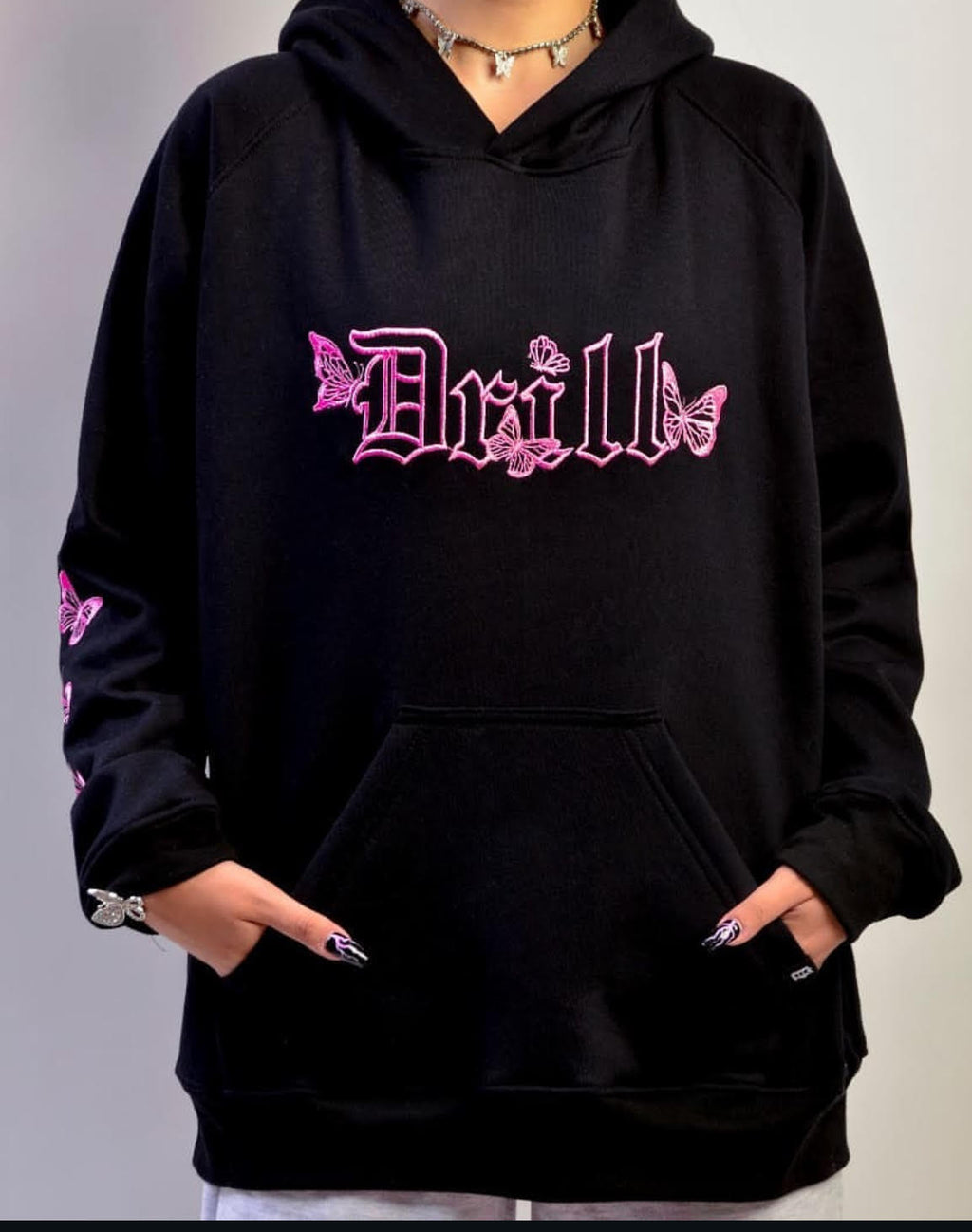 HOODIE BUTTERFLY NEGRO 🦋